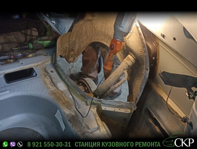 Замена внутренних арок колеса Лада Приора (Lada Priora) в СПб в автосервисе СКР.